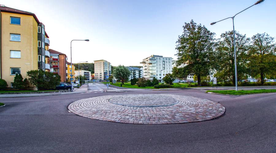 Offriamo una vasta selezione di opzioni di noleggio auto a Uddevalla.